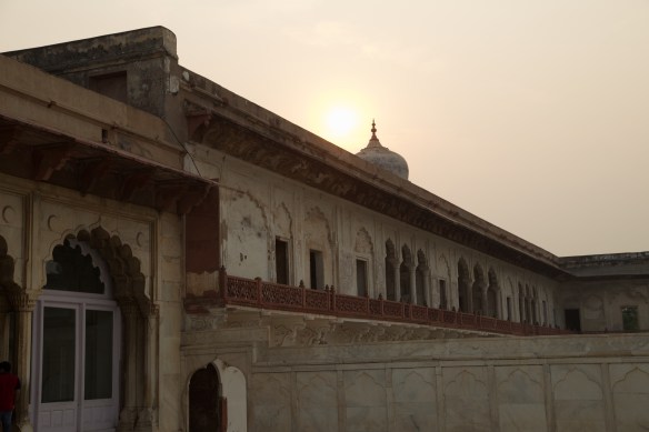 Solnedgang ved Agra Fort